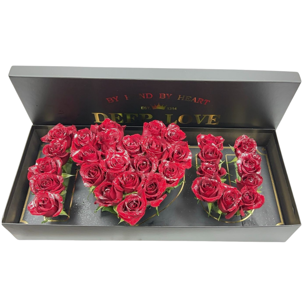 Love in Bloom - Heart Box Roses